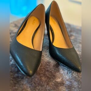 Aldo black heels- snakeskin